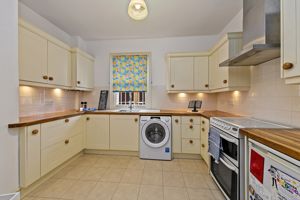 Kitchen- click for photo gallery